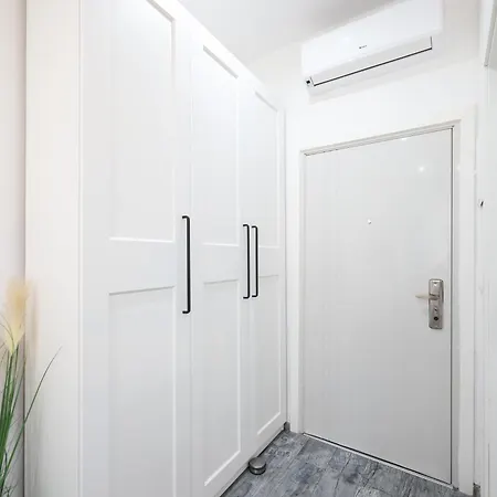 Blue Ivy Apartman Zára